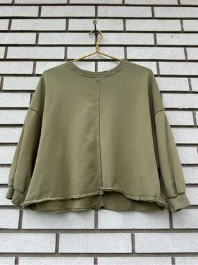 ME+EM Olive Washed Sweatshirt Raw Hem Cropped Boxy Pullover 8 Minimalist Cozy